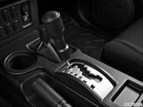  Gear shifter/center console photo
